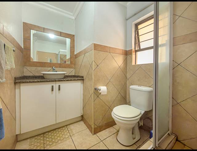 0.5 BEDROOM APARTMENT FOR SALE IN HATFIELD